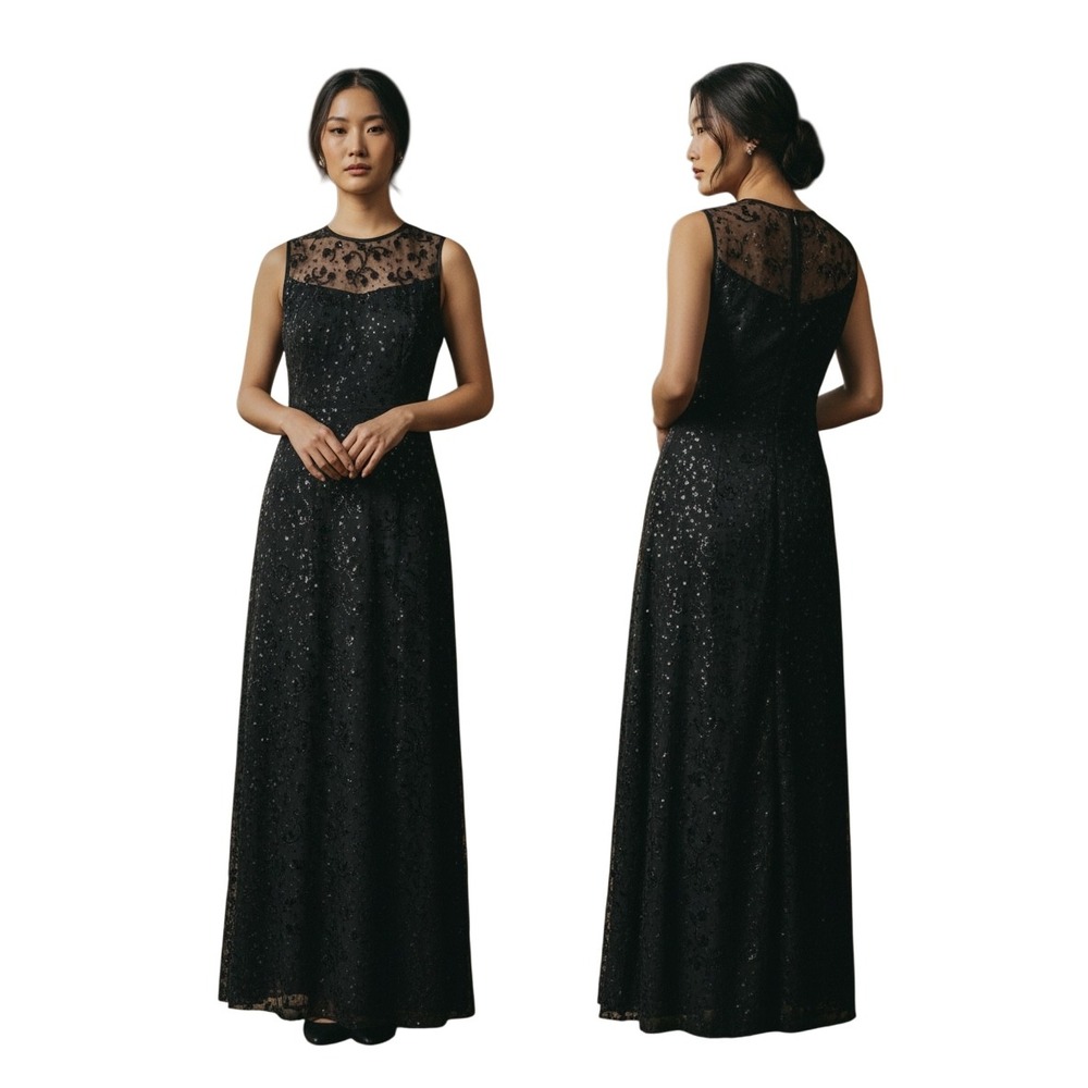 Ursula of Switzerland Black Lace Gown Mother of the Bride Groom. Formal Size 10‎